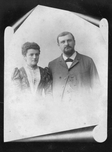 resized_redvelvet_p09B=Philip Pattberg & wife.jpg